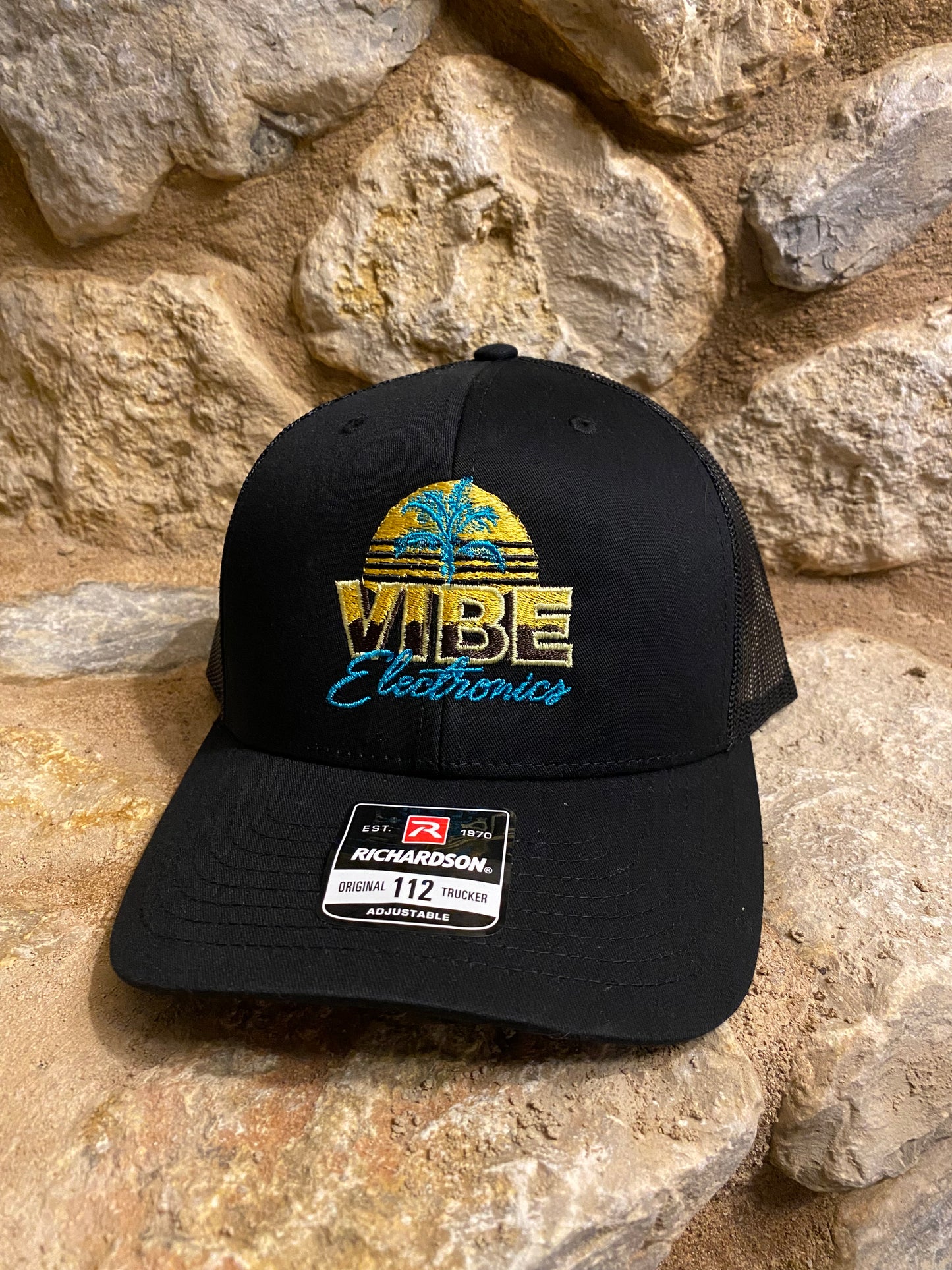 Black Vibe hat
